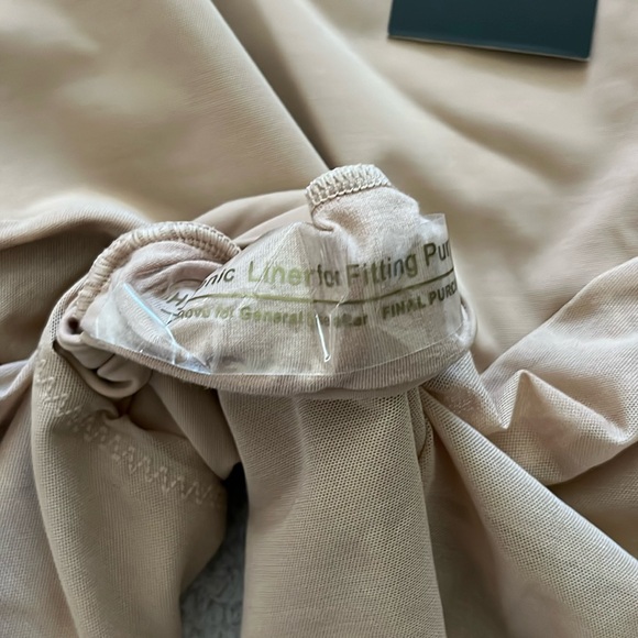 NWT Honeylove Sculptwear SuperPower Shorts Nude Size Small - Picture 9 of 10